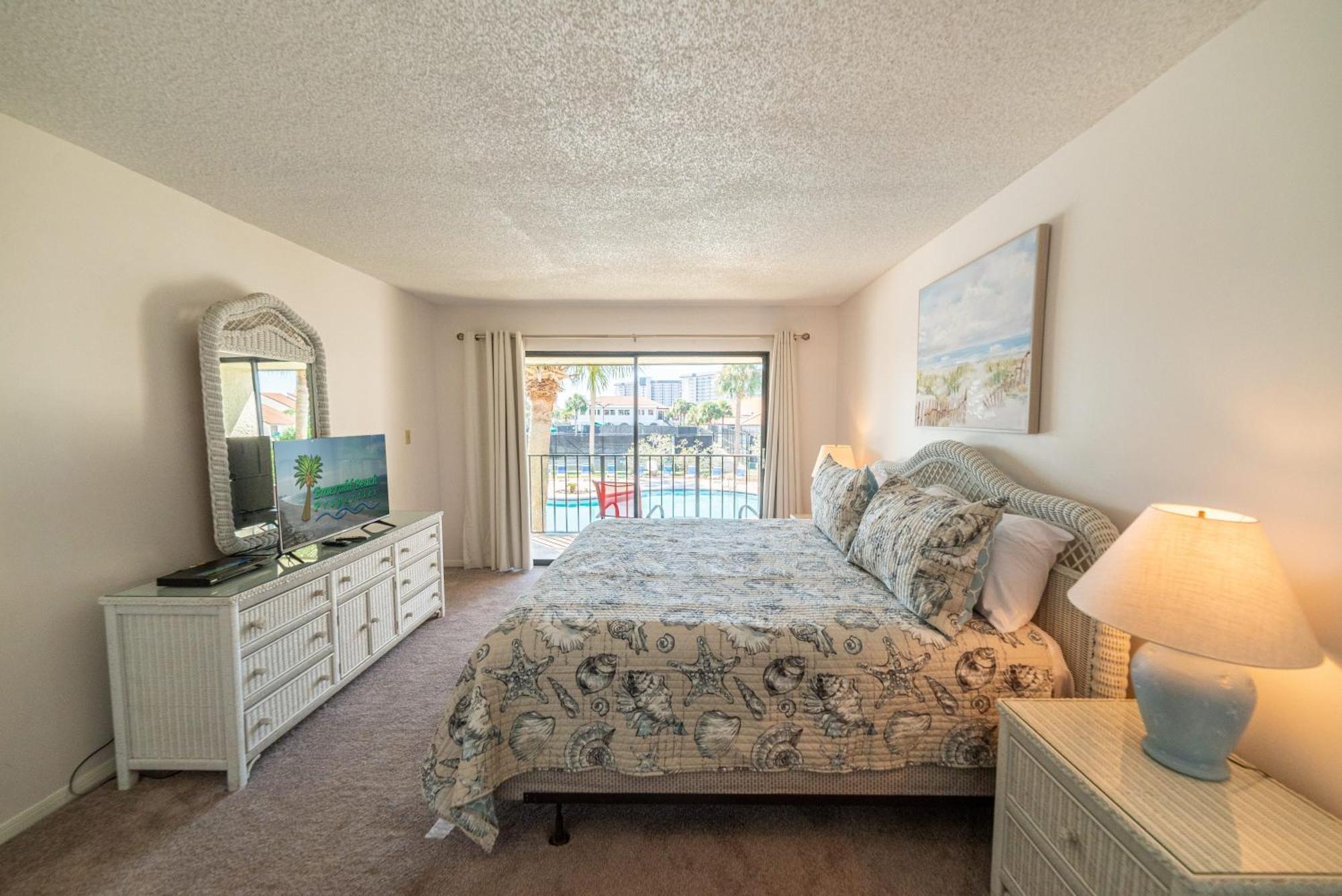 Edgewater 2713 'palm Of His Hand' Holiday home Panama City Beach